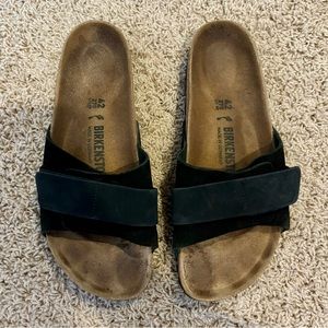 EUC Birkenstock Oita Suede Leather Slide